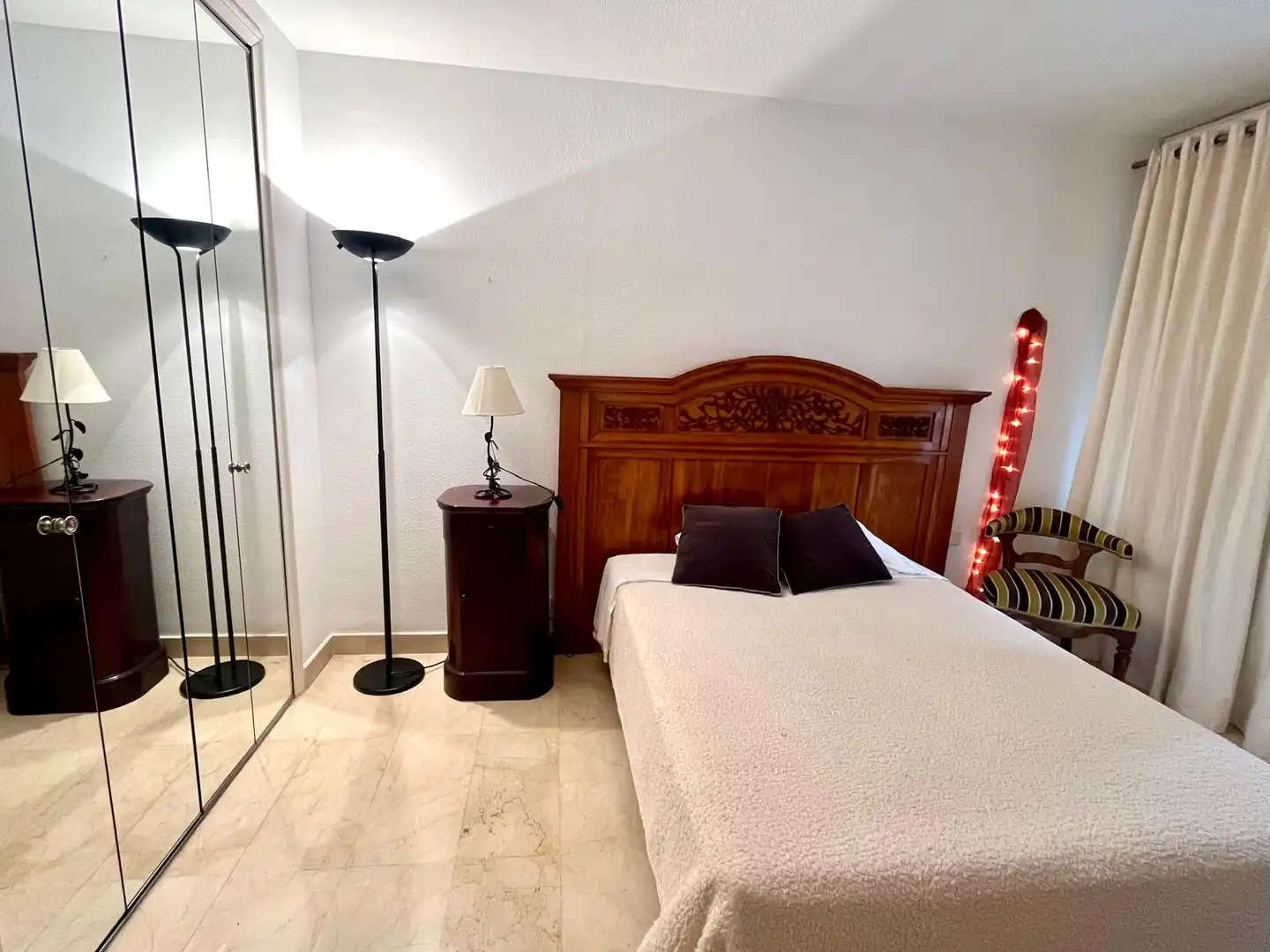 Dormitori de Apartament de lloguer en  Palma de Mallorca amb Aire condicionat, Terrassa i Moblat
