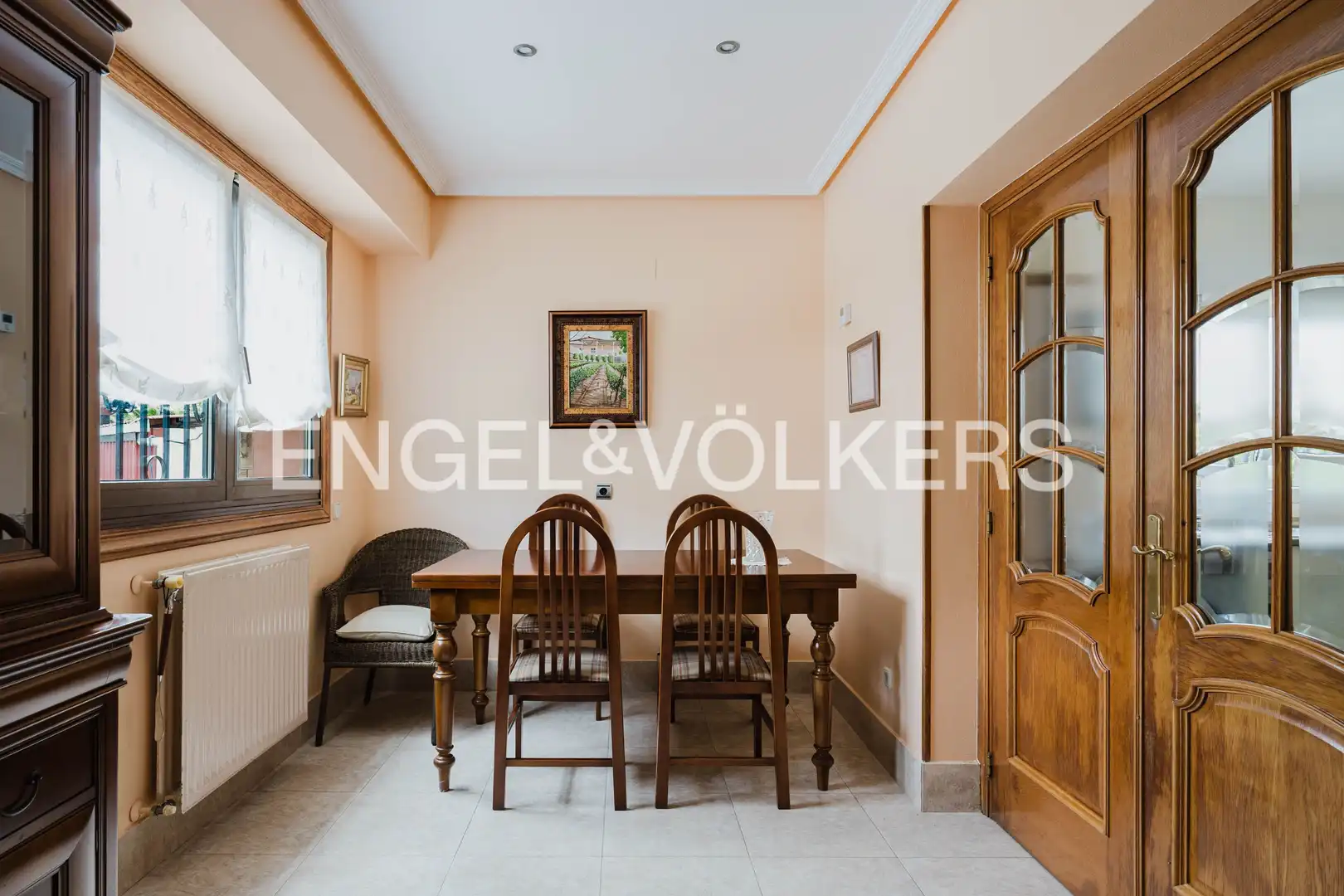 Dining room of Houses for sale in Donostia - San Sebastián   with Air Conditioner, Heating and Private garden