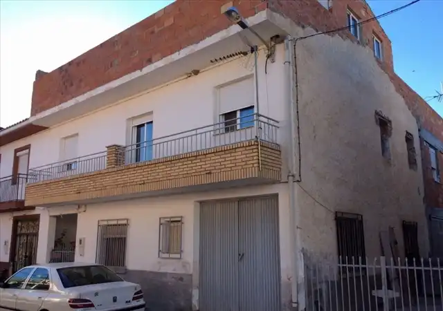 Vista exterior de Pis en venda en Zújar