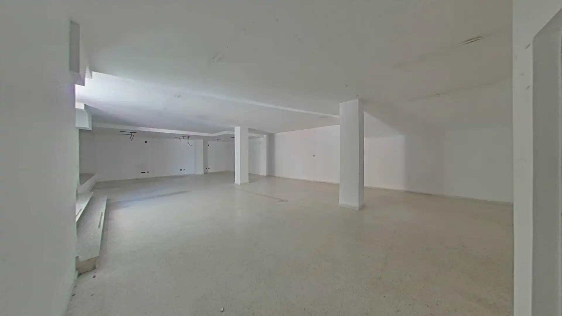 Business premises for sale in 17, imagen 14