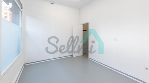 Foto 4 von Geschaftsraum zur Miete in Del Dos de Mayo, El Natahoyo, Gijón