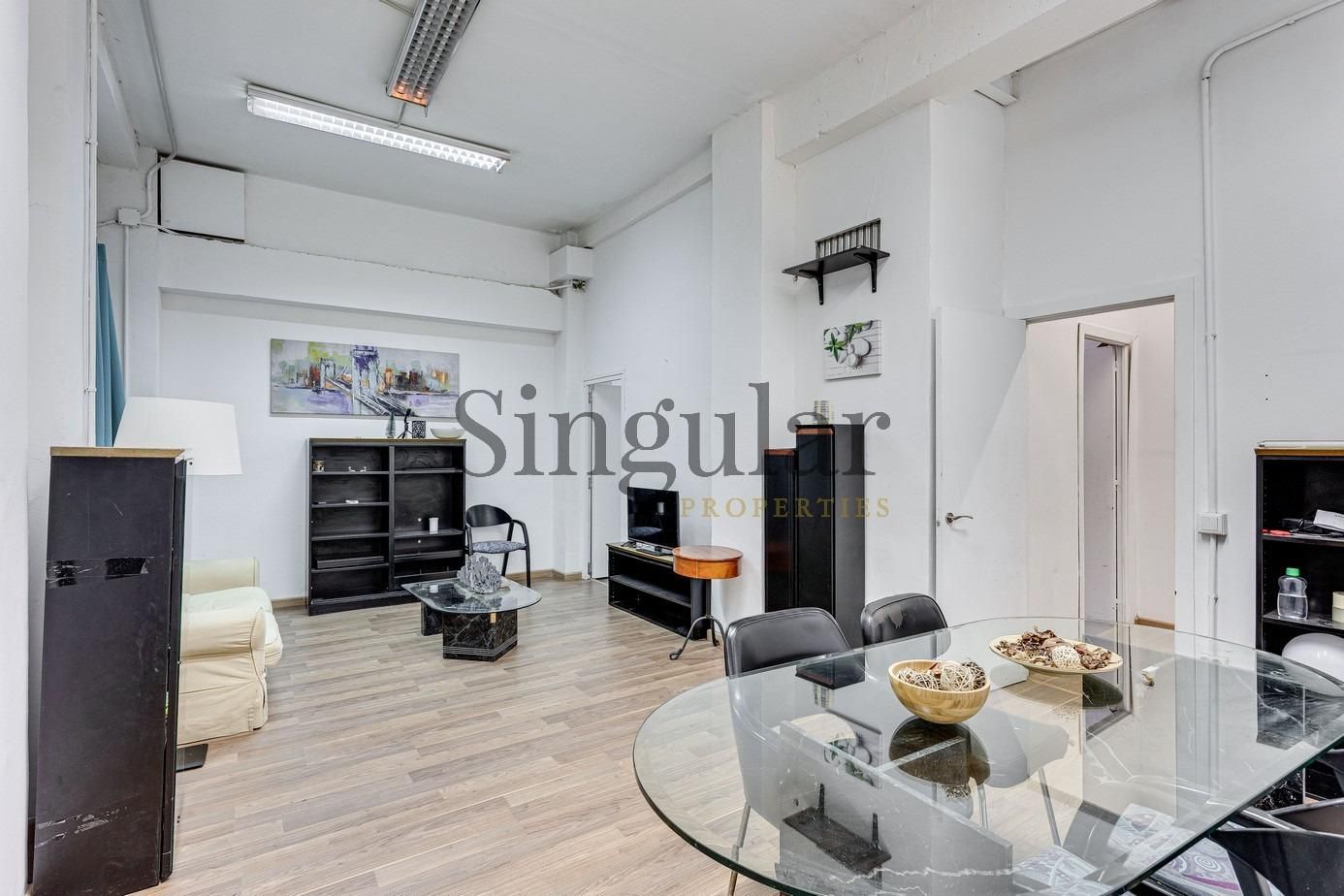 Living room of Premises for sale in  Barcelona Capital  with Air Conditioner