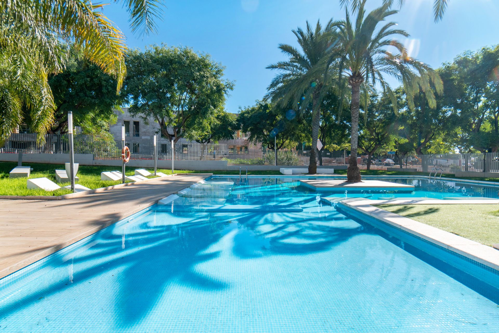 Swimming pool of Flat for sale in Oropesa del Mar / Orpesa  with Air Conditioner, Private garden and Terrace