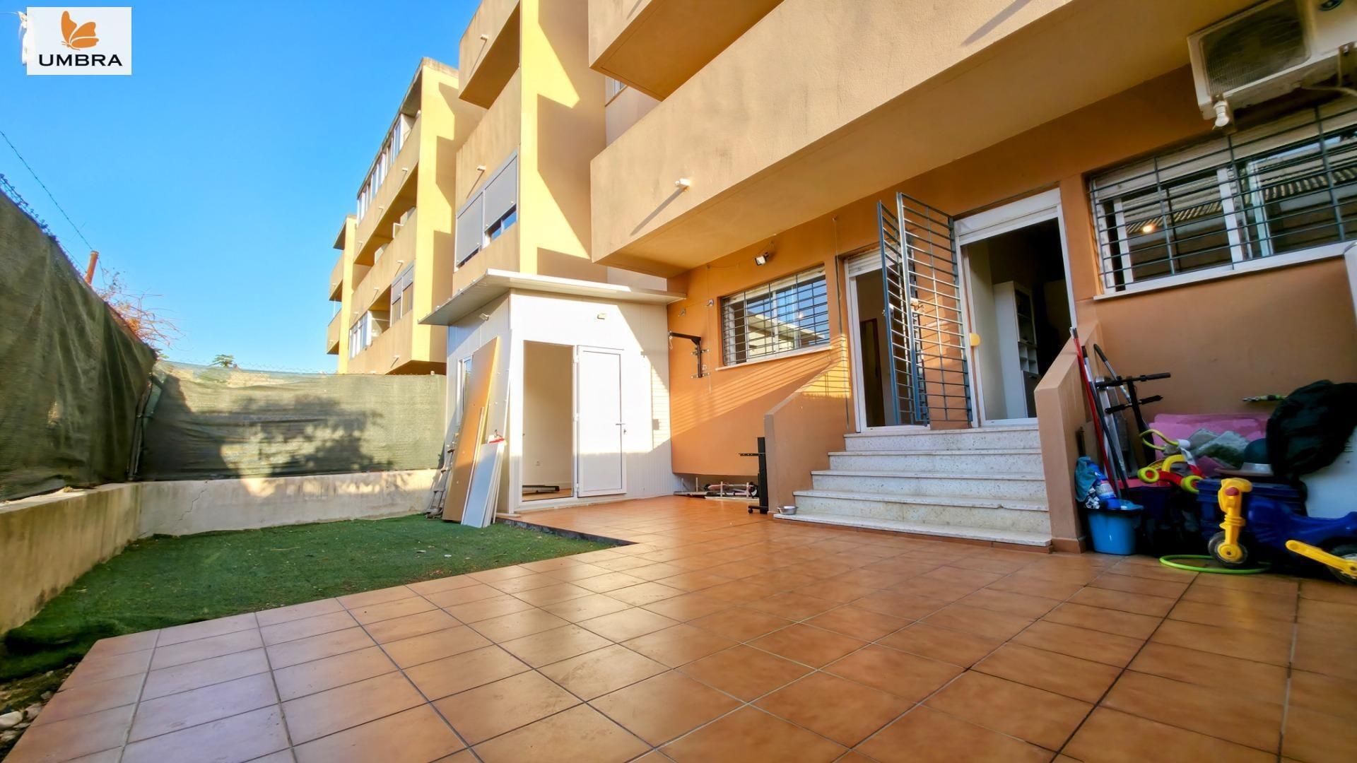 Vista exterior de Apartamento en venta en Jerez de la Frontera con Aire acondicionado, Jardín privado y Terraza