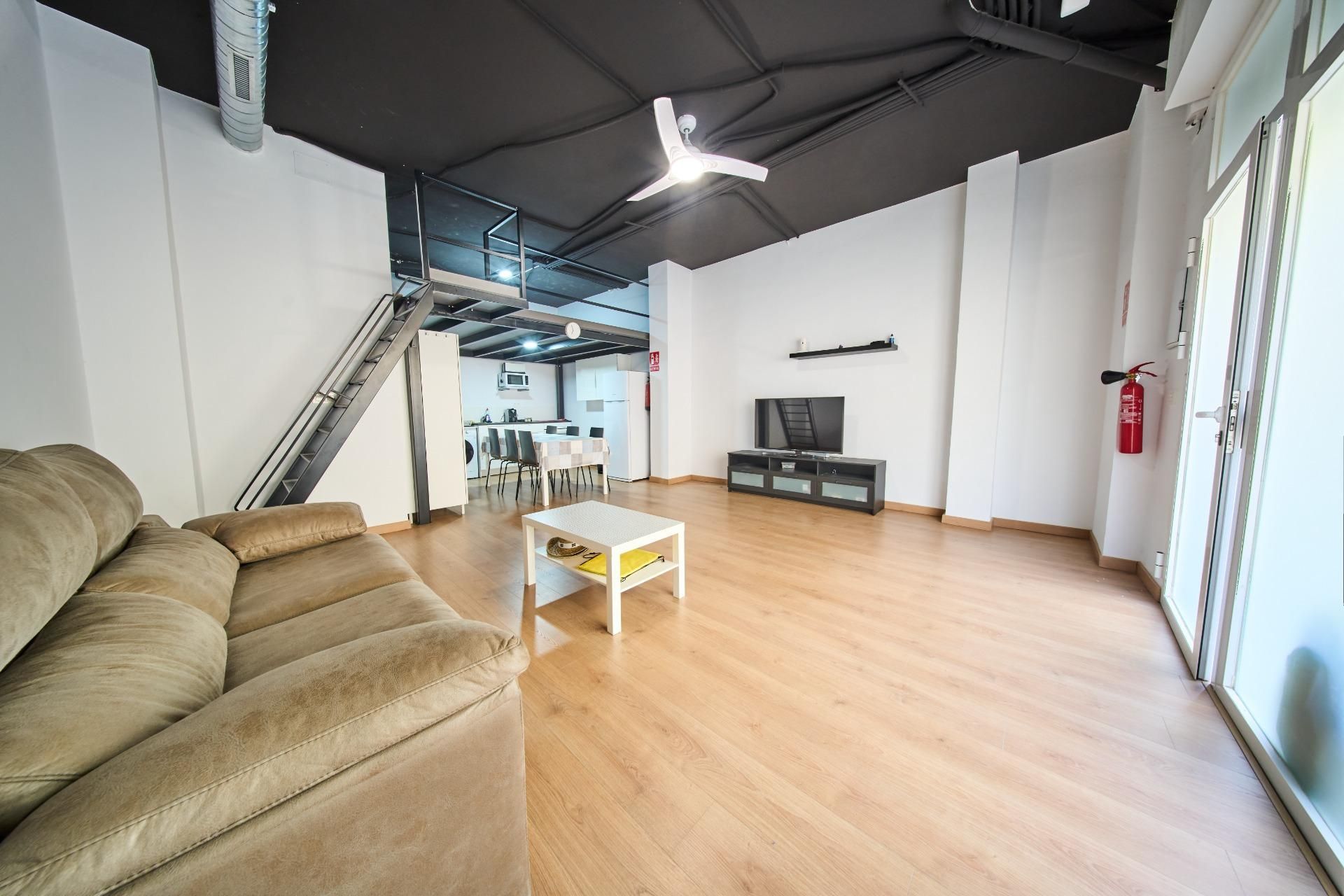 Study for sale in  Granada Capital