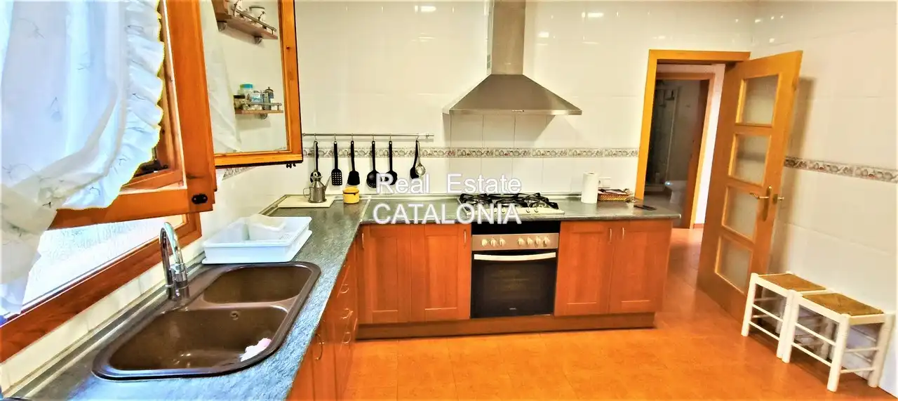 Cuina de Casa o xalet en venda en Lloret de Mar amb Aire condicionat, Calefacció i Jardí privat