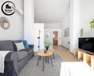 Living room of Flat for sale in  Granada Capital  with Air Conditioner and Heating