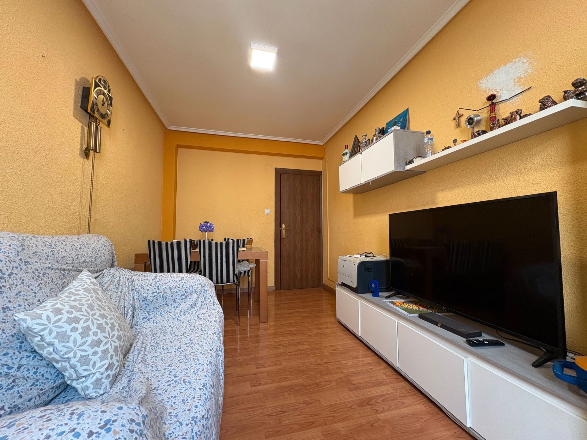 Sala d'estar de Pis en venda en  Zaragoza Capital amb Moblat