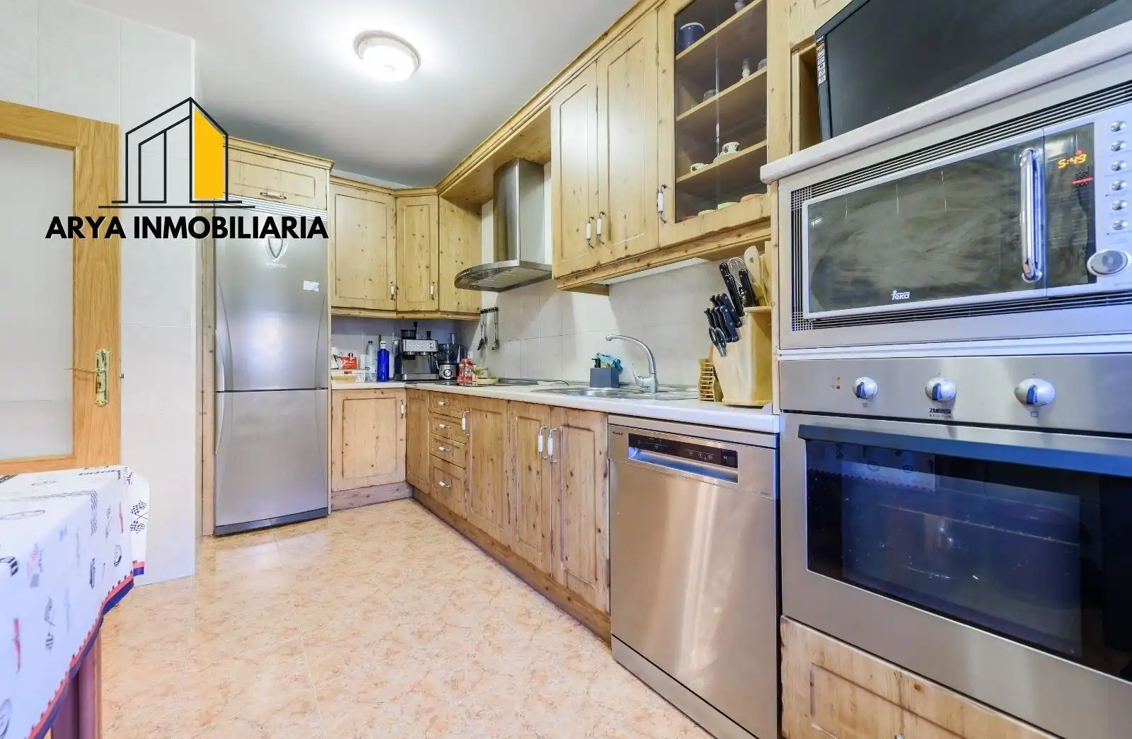 Cocina de Casa o chalet en venta en Horche con Aire acondicionado, Calefacción y Jardín privado