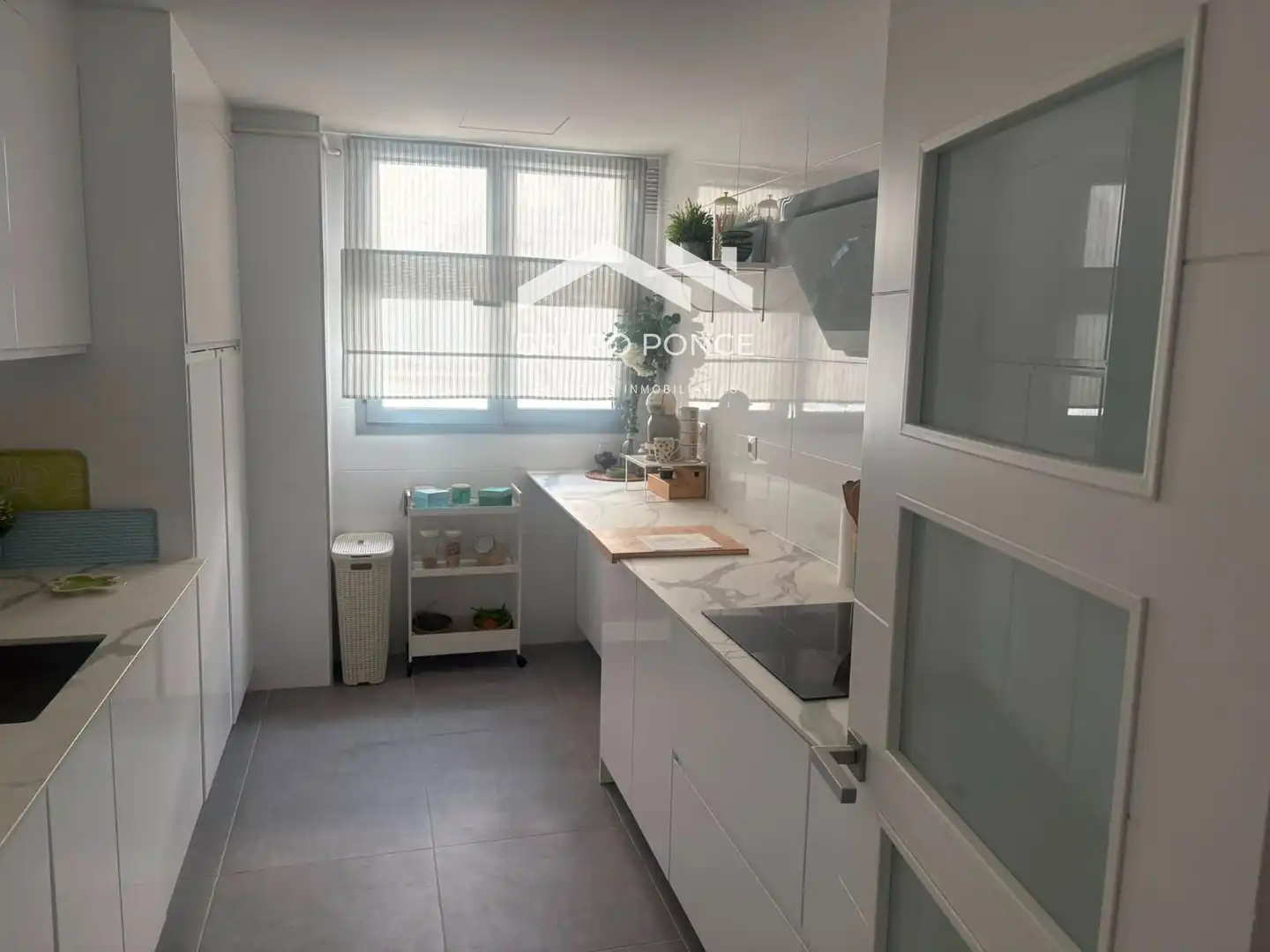 Küche von Wohnung zum Verkauf in Jerez de la Frontera mit Abstellraum, Schwimmbad und Gemeinschaftspool