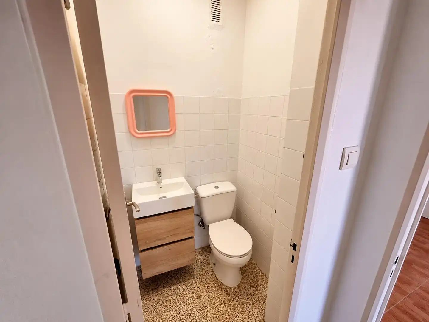Baño de Piso para compartir en Norte