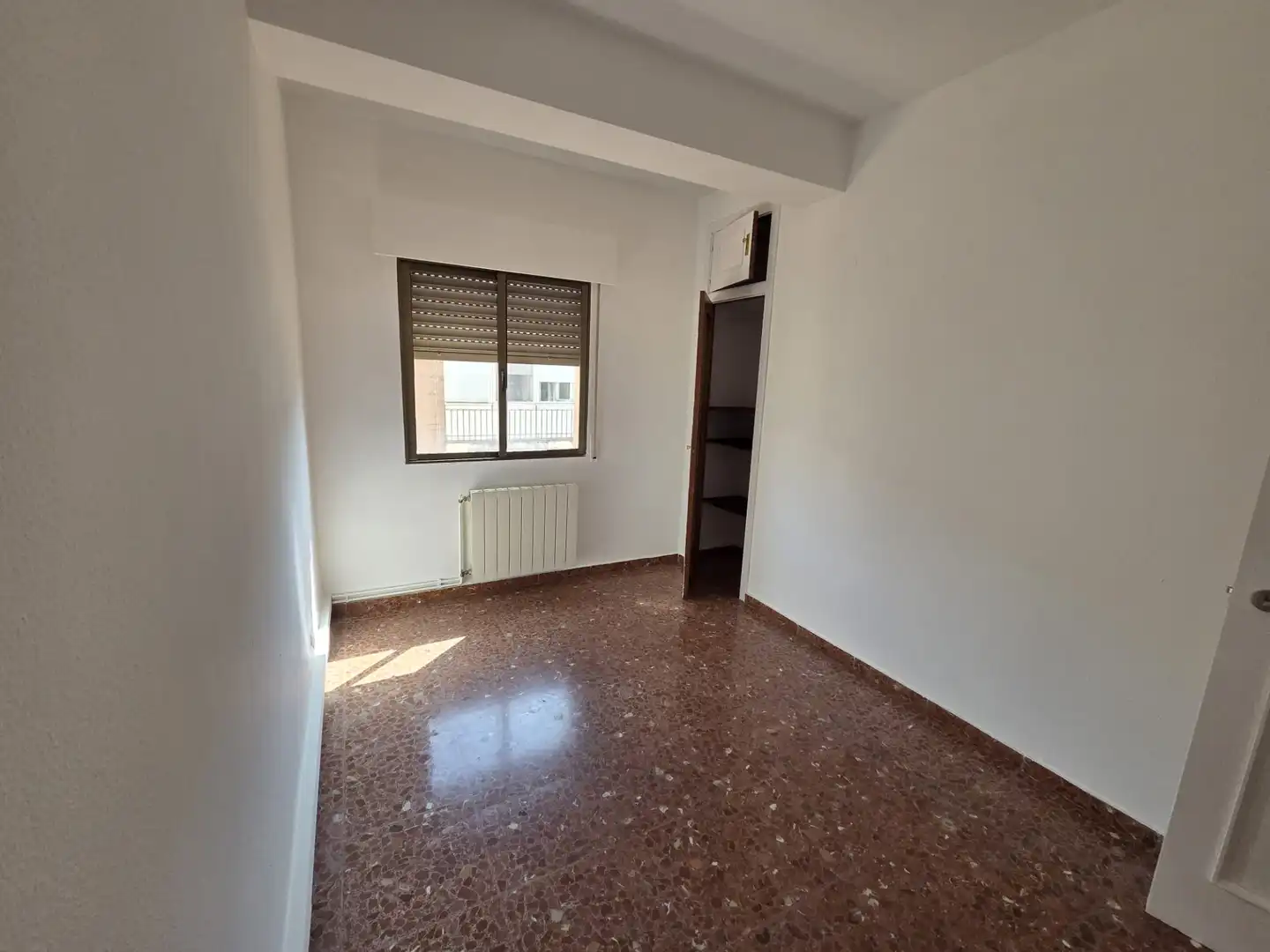 Bedroom of Flat for rent in Badajoz  with Air Conditioner, Heating and Terrace