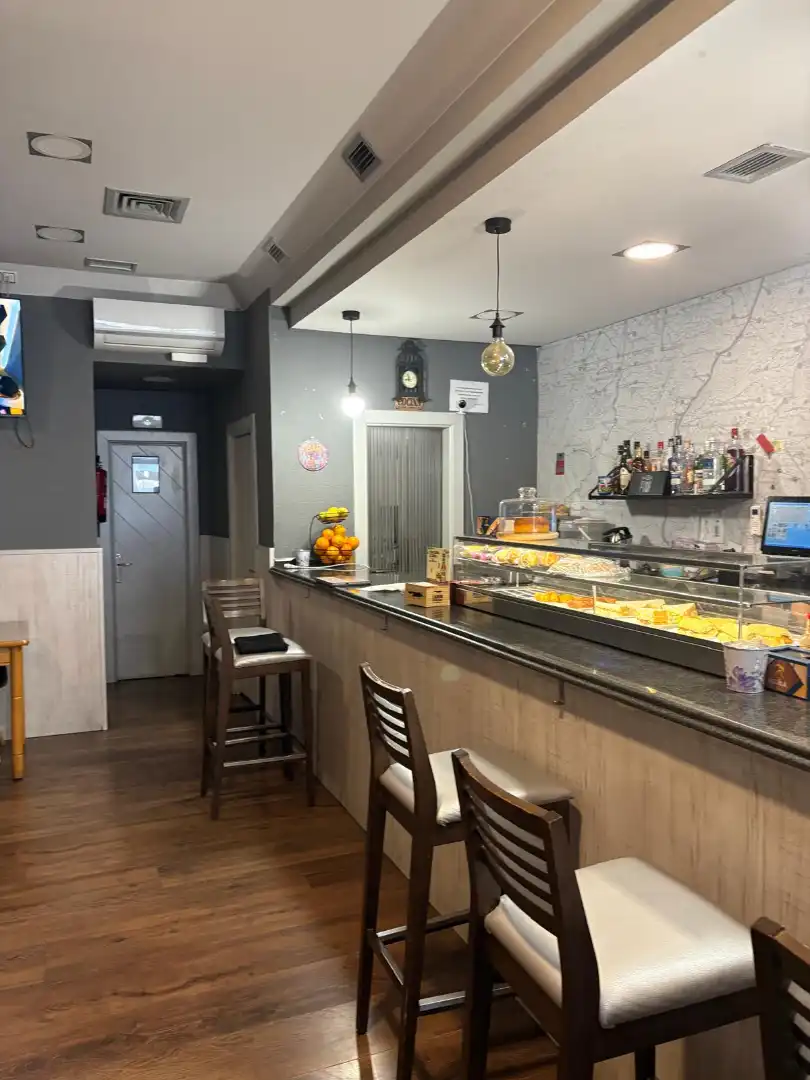 Commercial properties for sale in  Logroño  with Air Conditioner, Heating and Terrace