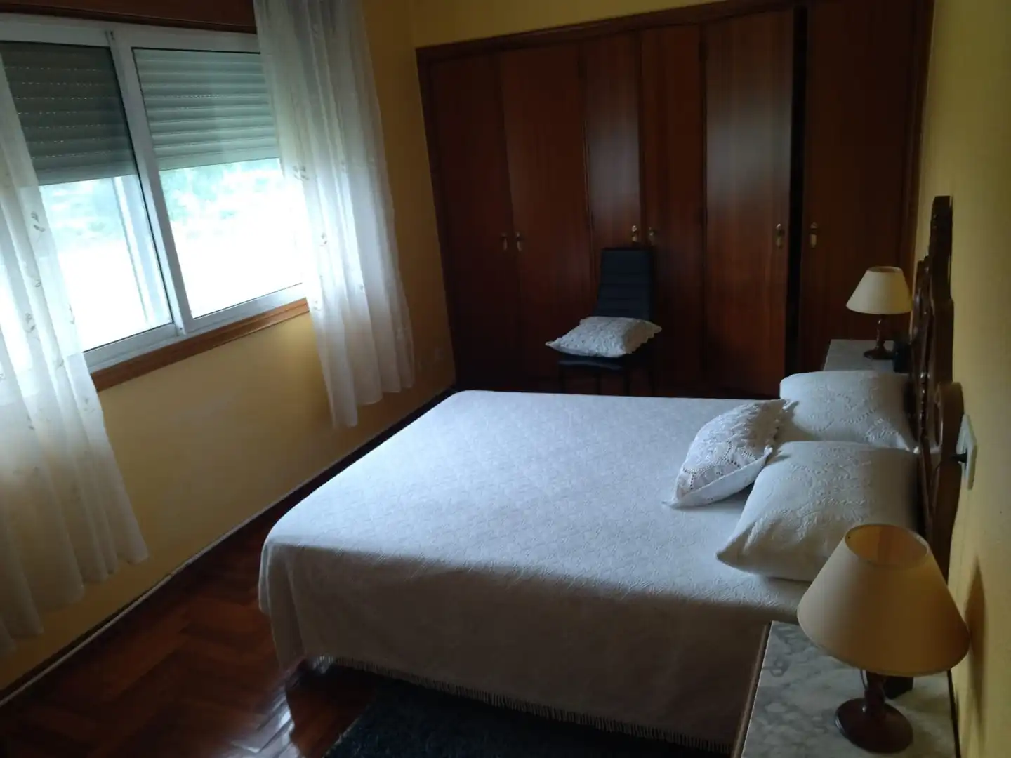 Dormitori de Casa o xalet en venda en Ponteareas amb Calefacció, Jardí privat i Parquet