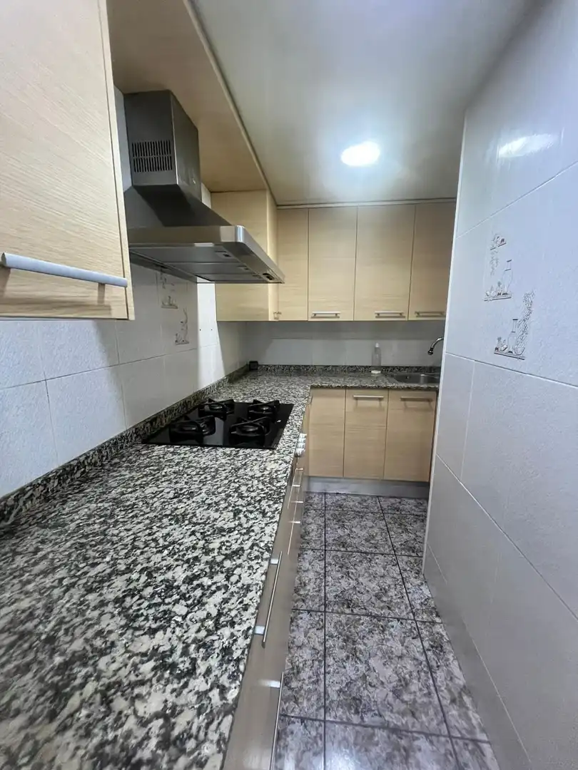 Apartament amb ascensor en venda a Collblanc - La Torrassa, imagen 2