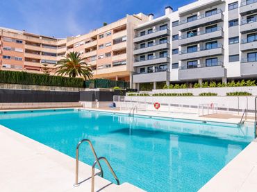 Baixos amb piscina en venda a Las Lagunas