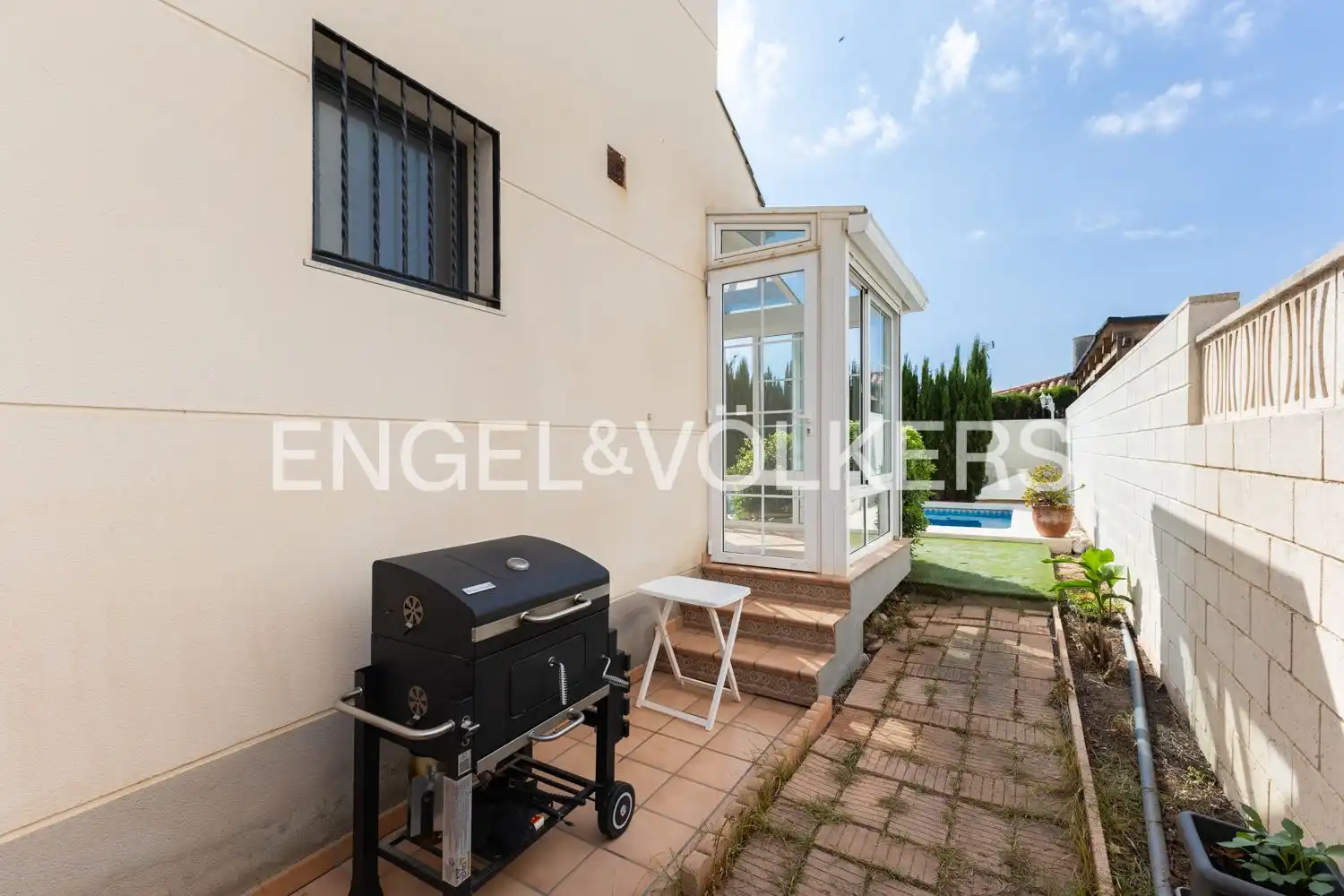 Vista exterior de Casa o xalet de lloguer en Daimús amb Aire condicionat, Calefacció i Terrassa