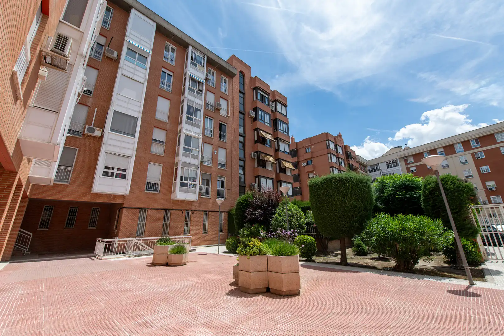 Vista exterior de Pis en venda en Torrejón de Ardoz amb Aire condicionat