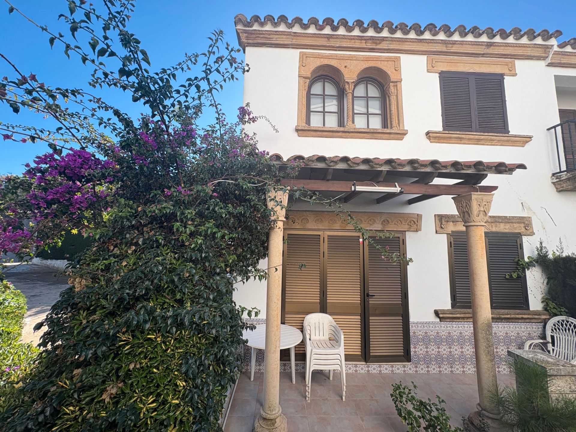 Vista exterior de Casa adosada en venta en Cambrils con Aire acondicionado, Jardín privado y Parquet