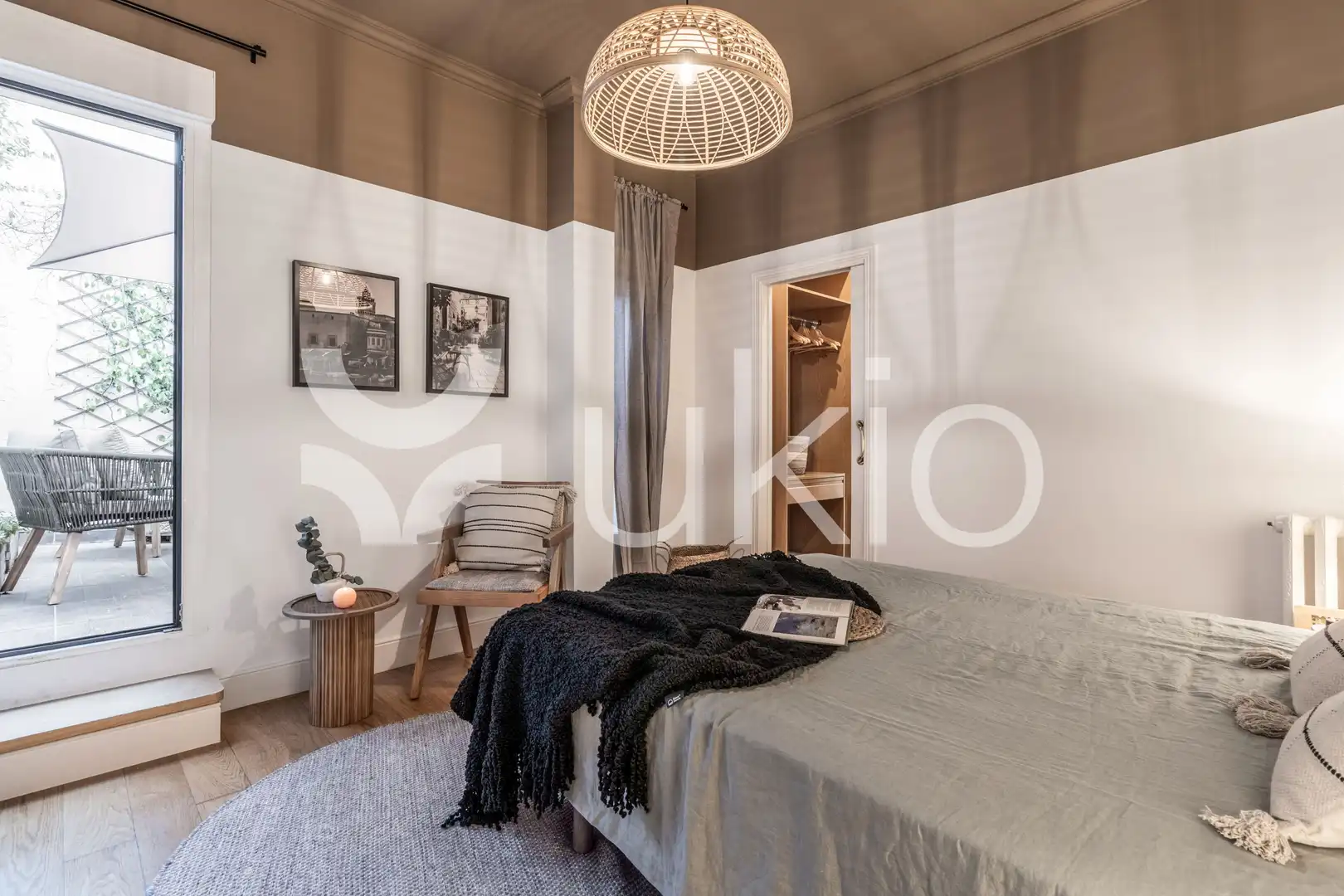 Bedroom of Flat for rent in Madrid  with Air Conditioner, Heating and Terrace