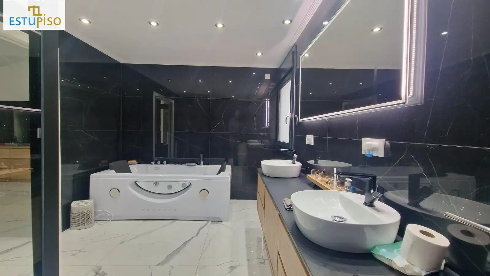 Bathroom of Houses for sale in Erriberagoitia / Ribera Alta  with Heating, Private garden and Furnished