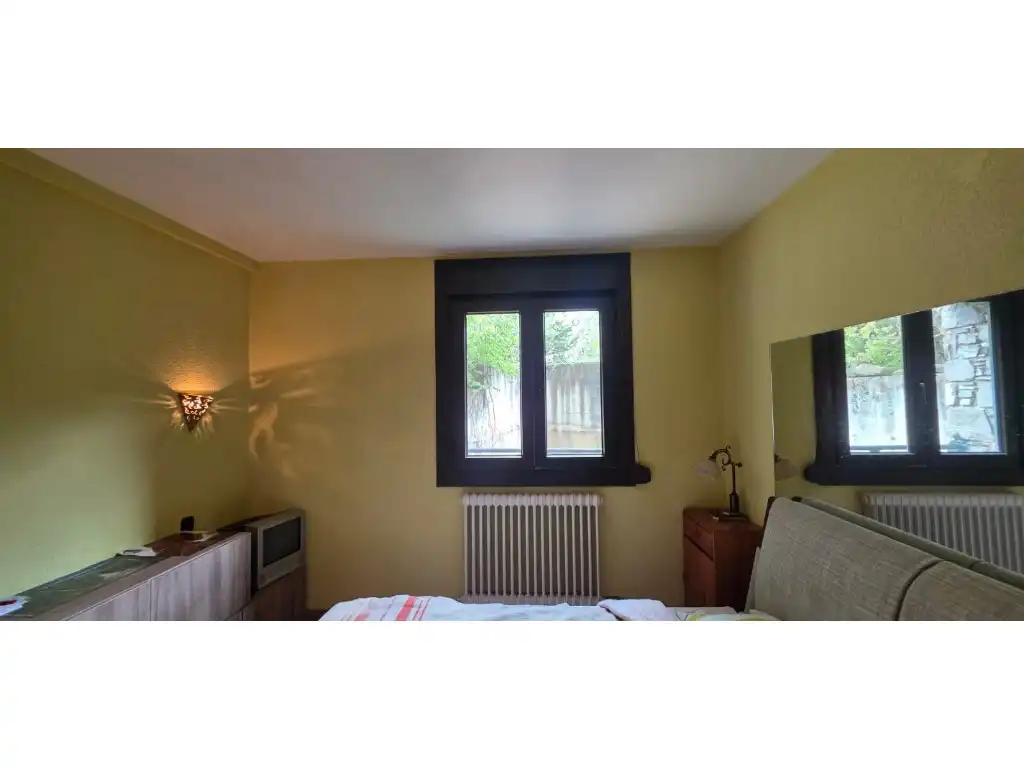 Dormitori de Apartament en venda en La Massana