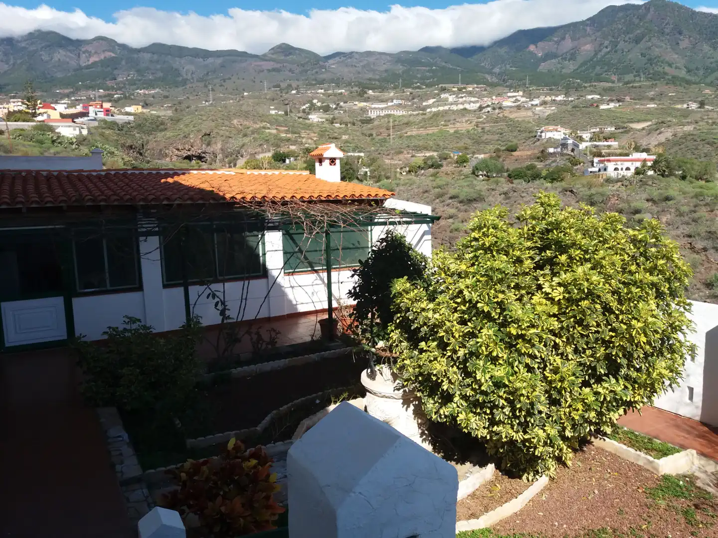 Vista exterior de Casa o chalet en venta en Candelaria con Aire acondicionado, Jardín privado y Terraza