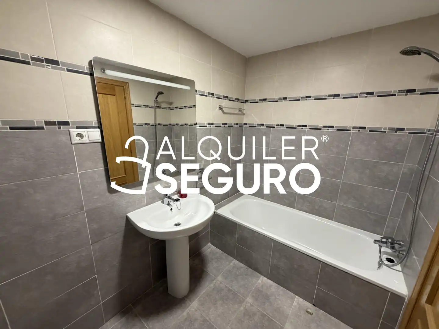 Baño de Piso de alquiler en Illescas con Calefacción y Amueblado