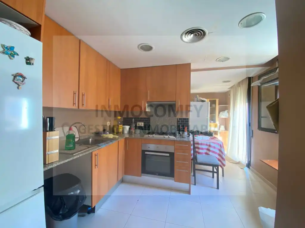 Cocina de Dúplex en venta en La Bisbal d'Empordà