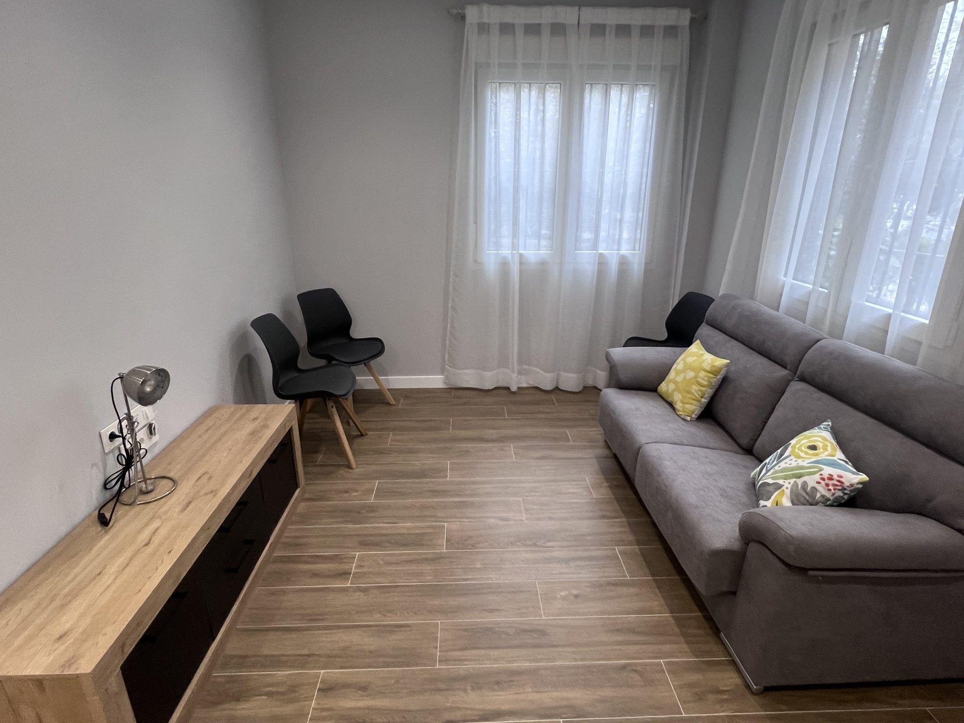 Living room of Flat to rent in  Madrid Capital  with Air Conditioner and Furnished