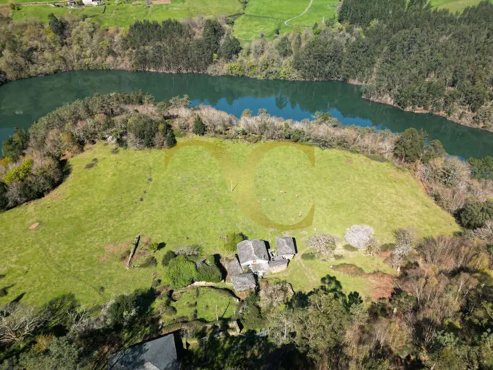 Casa o xalet en venda en Villayón amb Jardí privat
