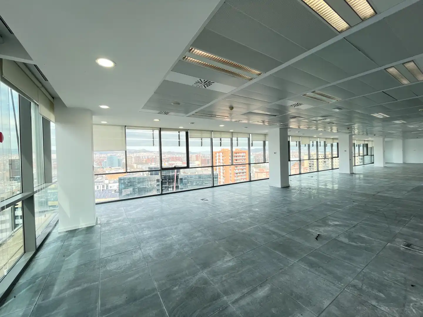 Oficina de alquiler en Barcelona con Aire acondicionado y Calefacción