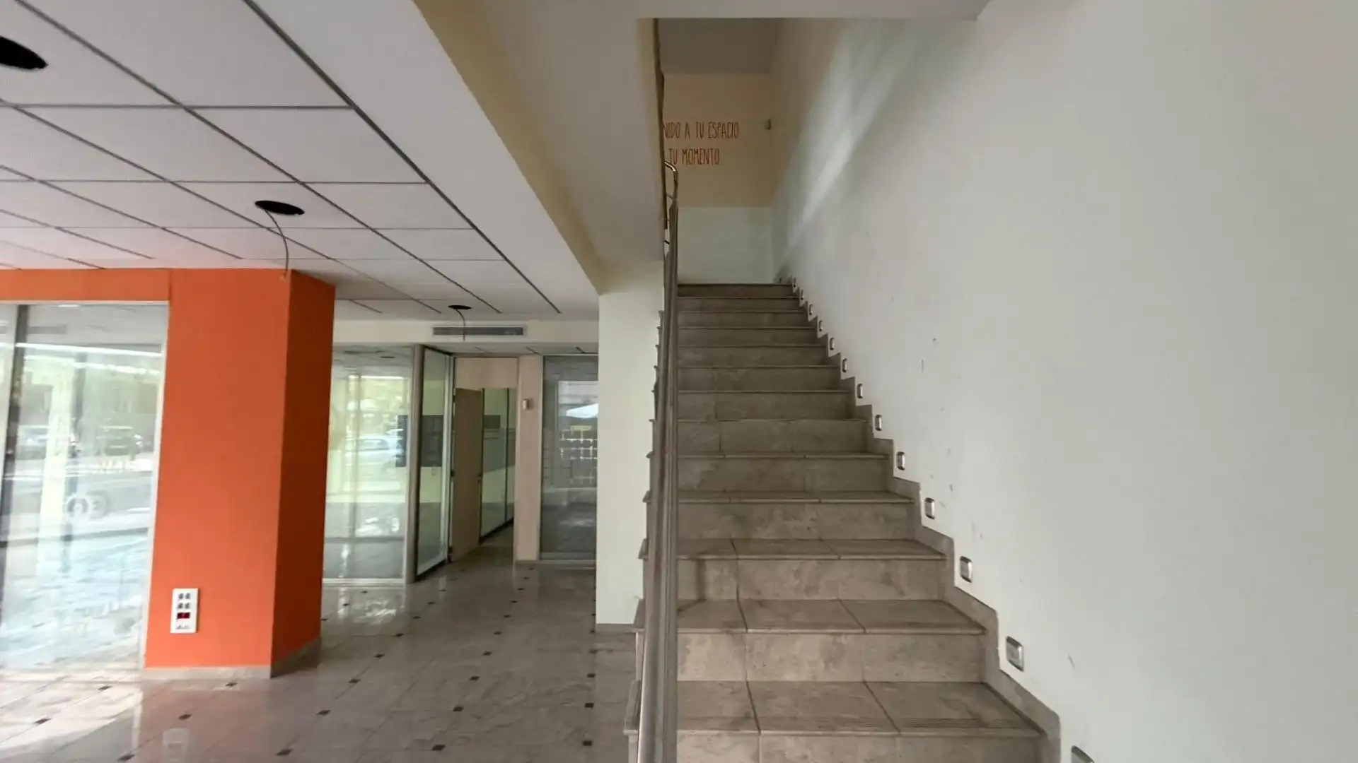 Business premises to rent in Calle de Isidro Villaroig, imagen 8