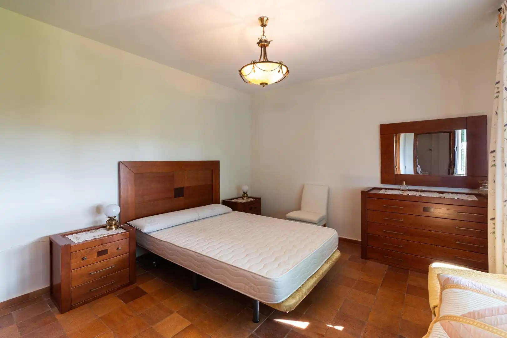 Dormitori de Casa o xalet en venda en Tudela de Duero amb Calefacció, Jardí privat i Terrassa