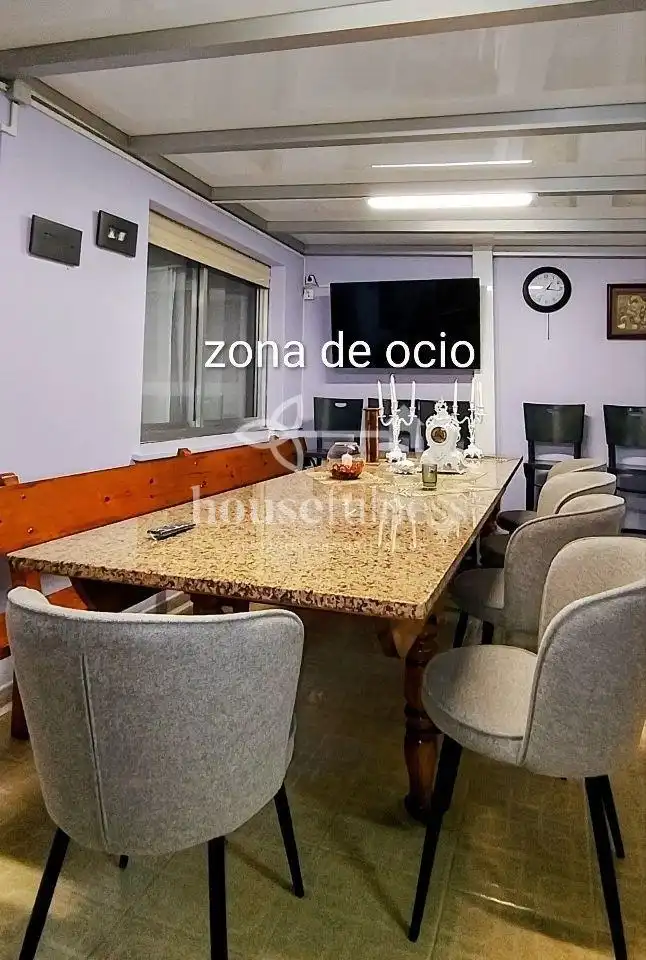 Menjador de Pis en venda en Ferrol amb Calefacció, Terrassa i Traster