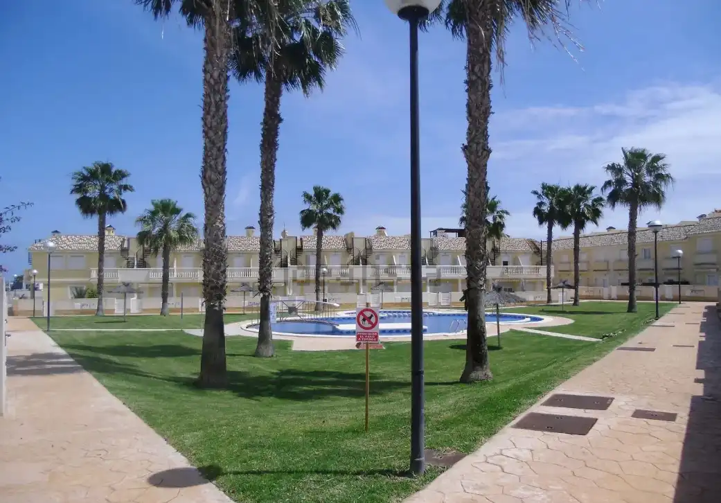 Apartament amb piscina en venda a Calle Cabo Turiñan 25, imagen 5