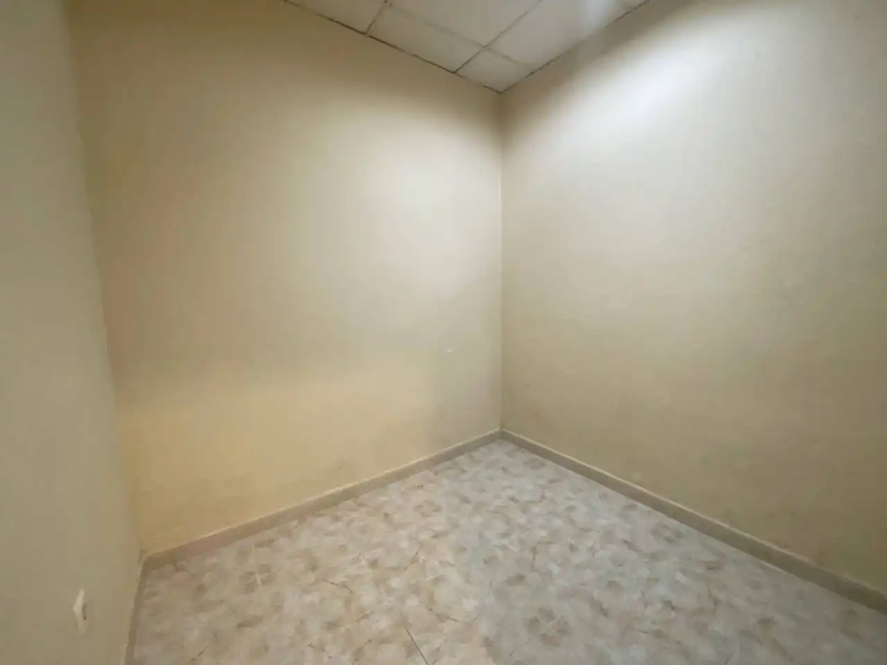 Local en venta en Mont-roig del Camp