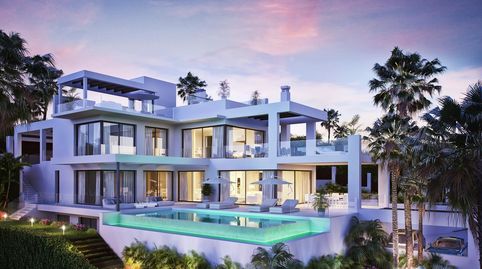 Villa en venta en Estepona