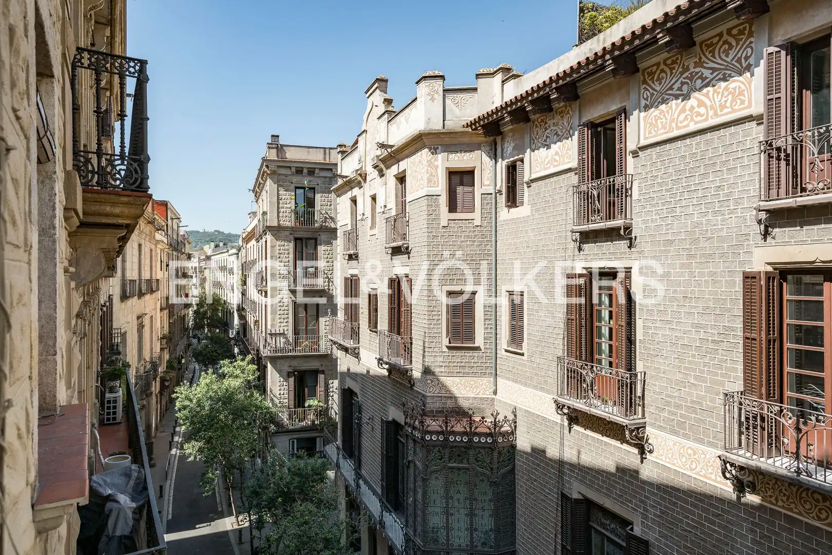 Vista exterior de Pis en venda en Barcelona amb Calefacció