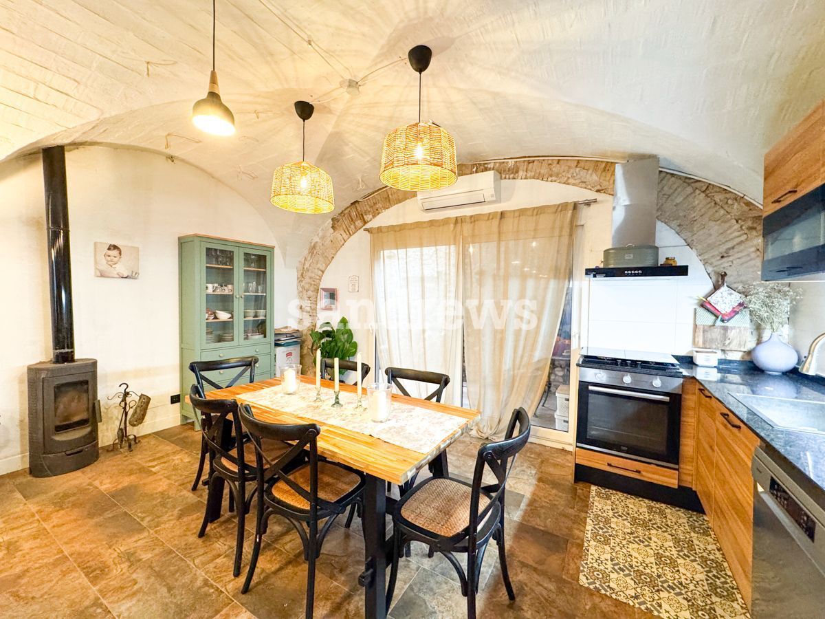 Dining room of Single-family semi-detached for sale in Figueres  with Air Conditioner and Heating