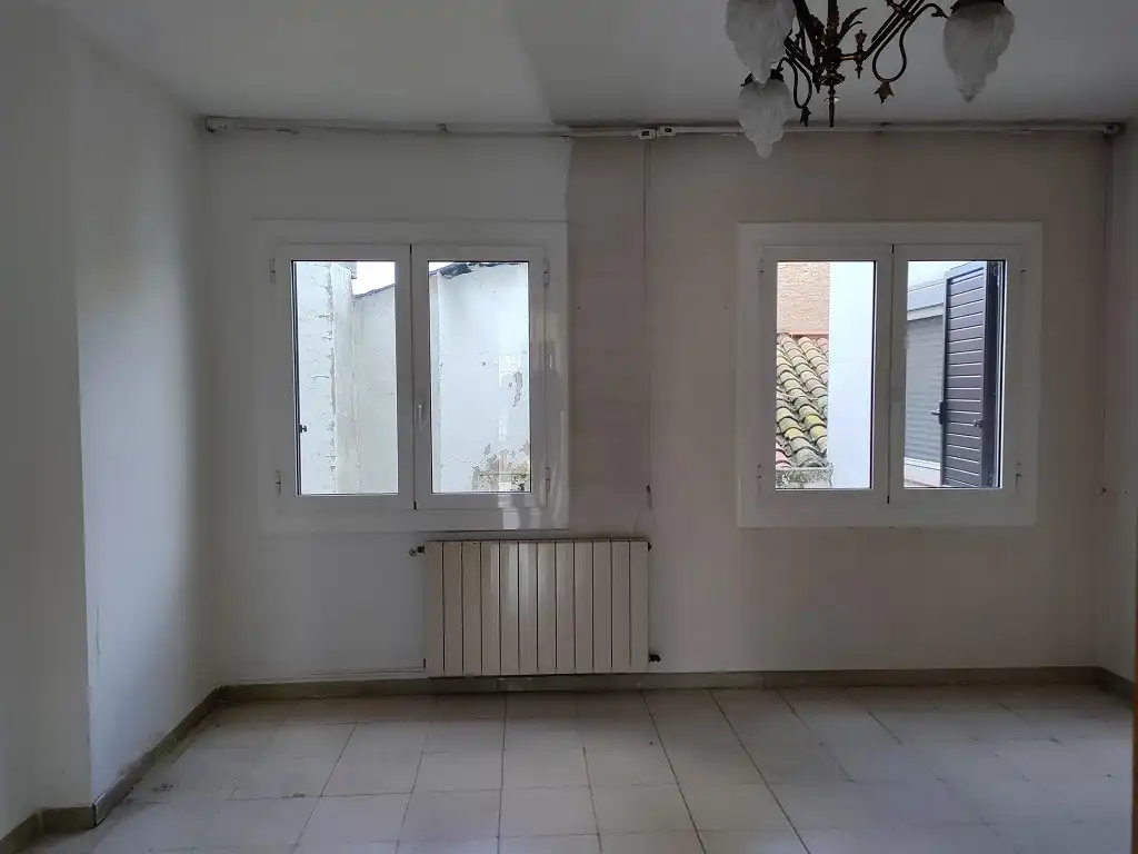 Sala de estar de Piso en venta en El Papiol con Balcón