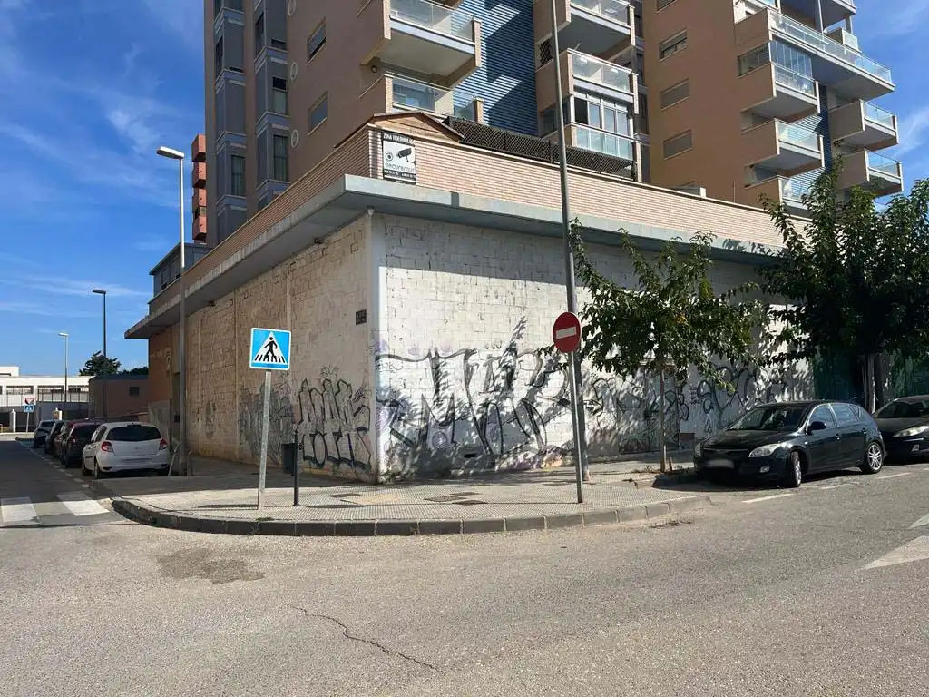 Vista exterior de Local en venta en Cartagena