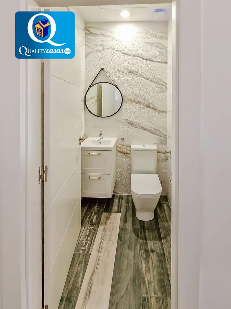 Bathroom of Commercial properties for rent in San Vicente del Raspeig / Sant Vicent del Raspeig  with Air Conditioner