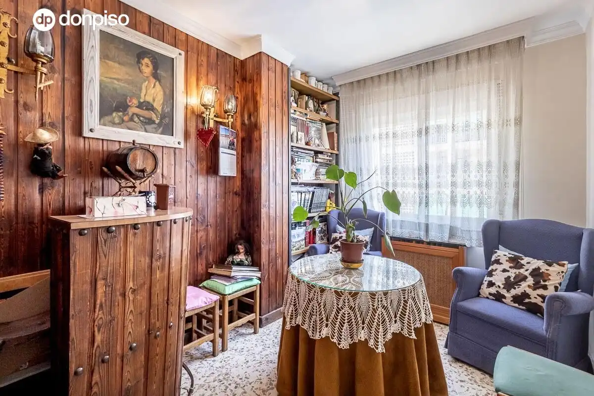 Living room of Flat for sale in Granada  with Heating and Terrace