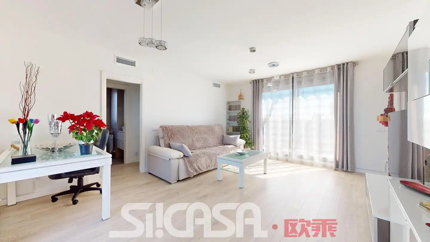 Sala d'estar de Àtic en venda en Valdemoro amb Aire condicionat, Calefacció i Terrassa