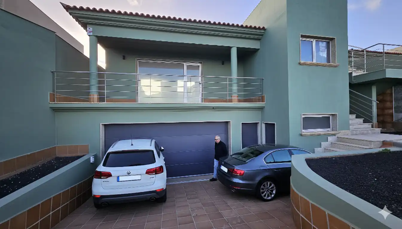 Aparcament de Casa o xalet en venda en Antigua amb Calefacció, Jardí privat i Terrassa
