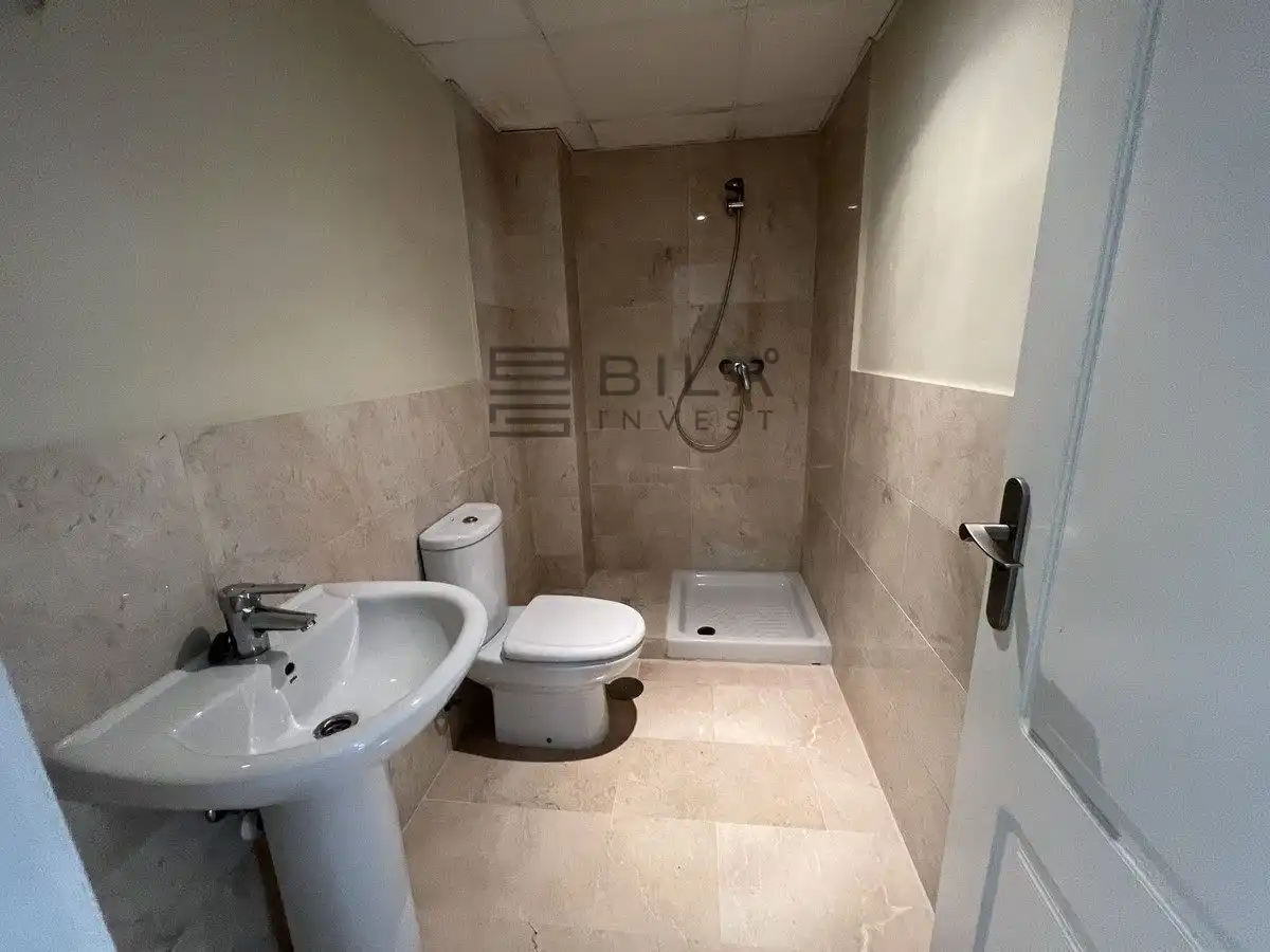 Bathroom of Flat for sale in Mijas  with Air Conditioner, Terrace and Storage room