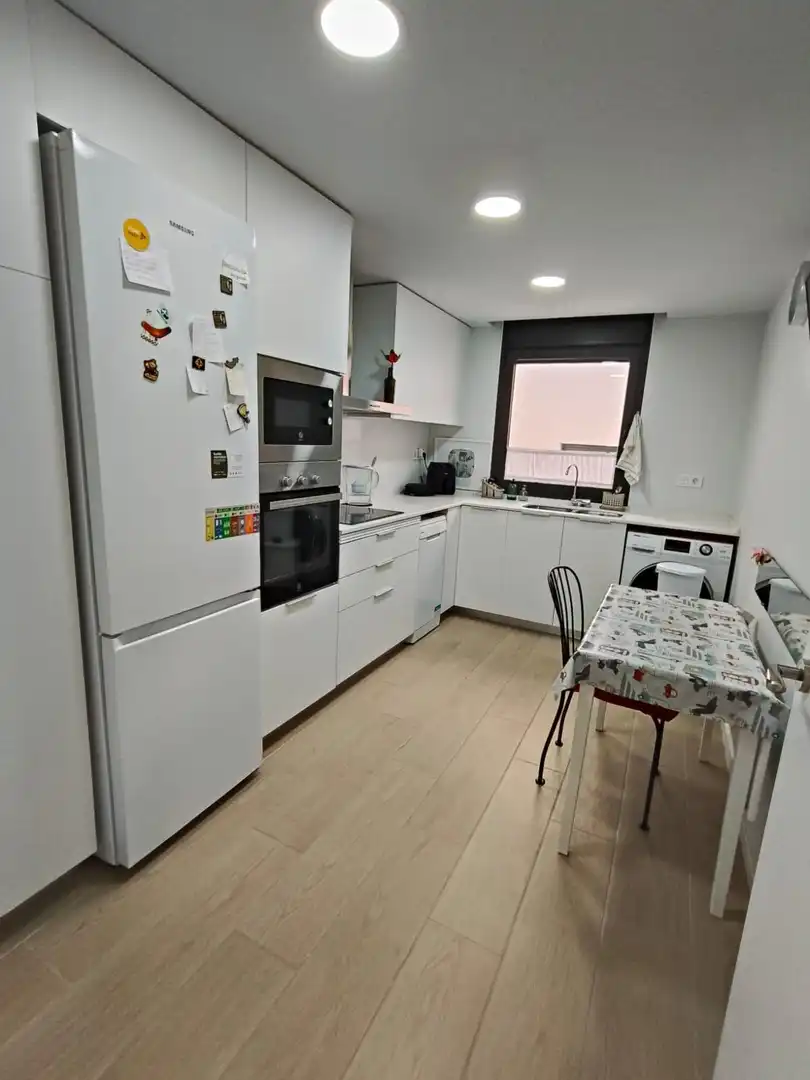 Cocina de Piso en venta en Olesa de Montserrat con Calefacción, Terraza y Balcón