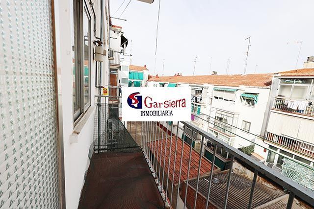 Exterior view of Flat for sale in  Madrid Capital  with Heating