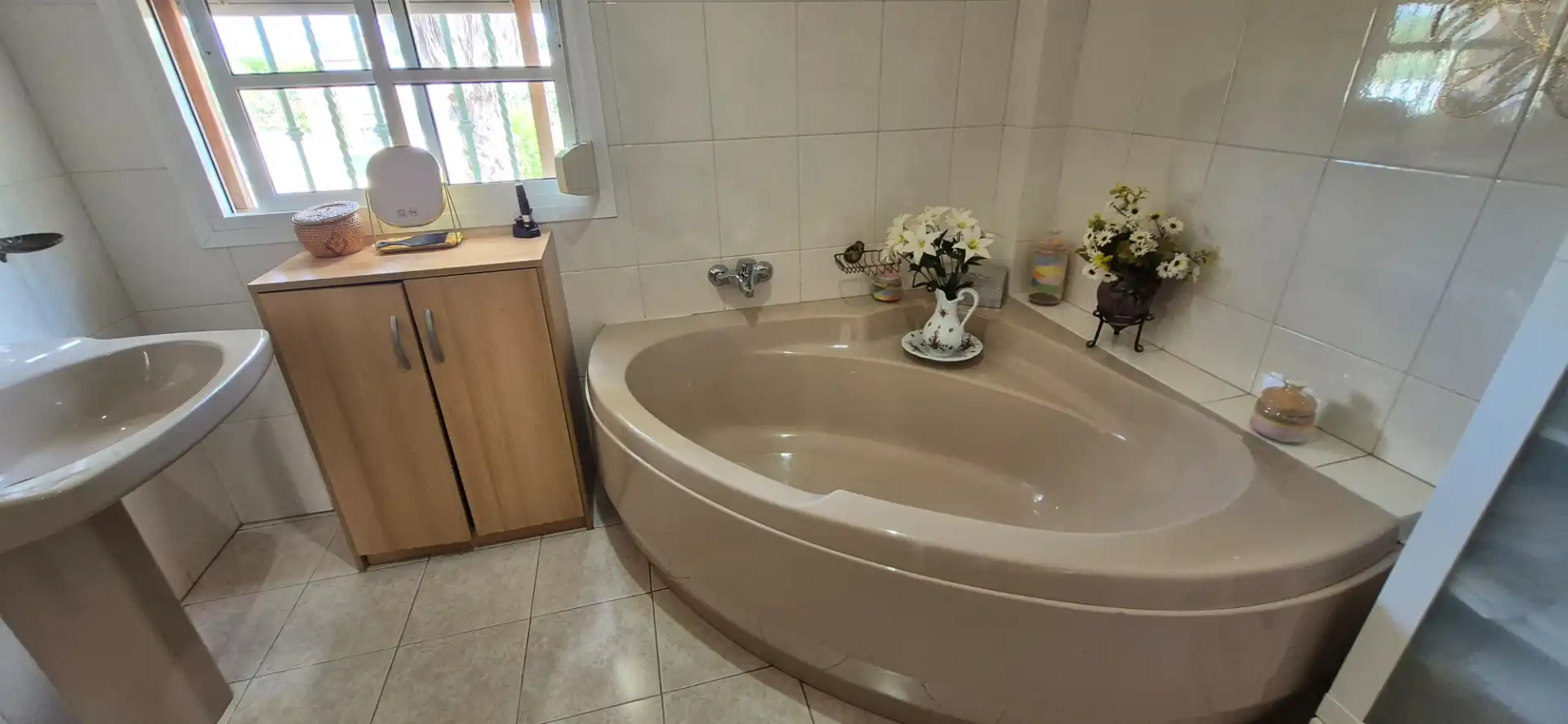 Baño de Casa o chalet en venta en Carmona con Aire acondicionado, Calefacción y Jardín privado